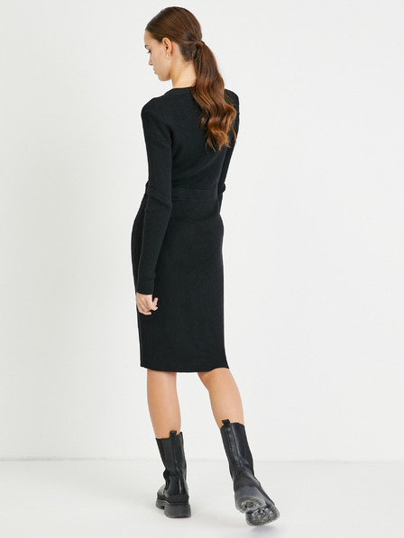 Guess Alexandra Obleka