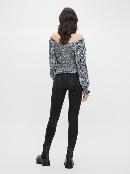Pieces Temno modra cvetlična bluza z izpostavljenimi rameni Pieces Laoise