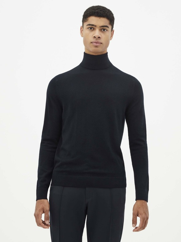 Celio Menos Vratnjak