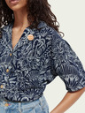 Scotch & Soda Temno modra ženska majica Scotch & Soda s cvetličnim vzorcem