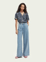 Scotch & Soda Temno modra ženska majica Scotch & Soda s cvetličnim vzorcem