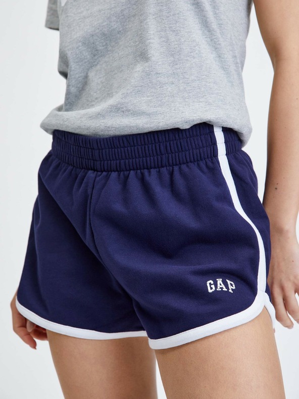 GAP Kratke hlače z logotipom GAP
