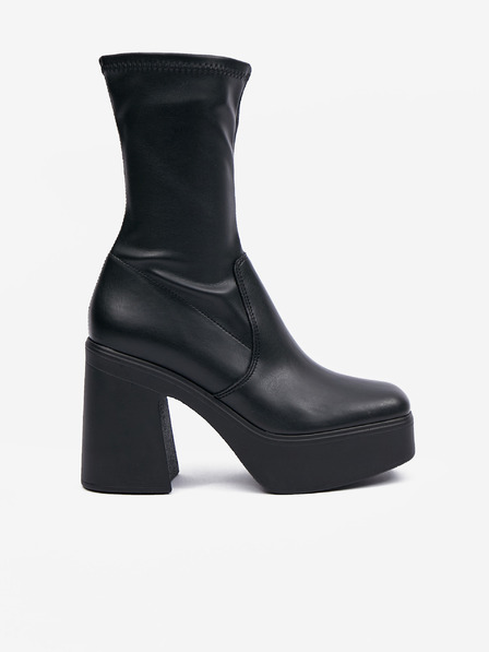 Steve Madden Črni ženski gležnjarji z nizko peto Steve Madden Phoenix