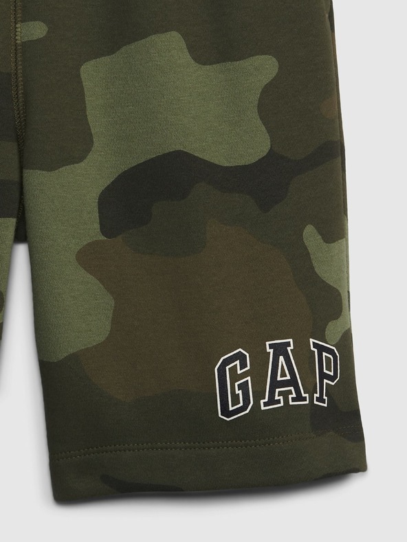 GAP Otroške army kratke hlače GAP