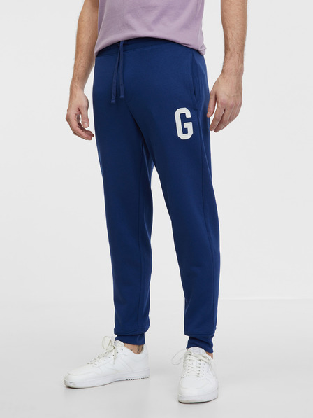 GAP Superge z logotipom GAP
