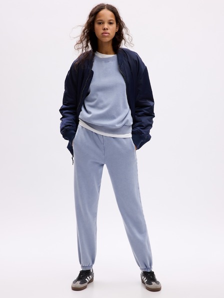 GAP Trenirka v slogu boyfriend GAP