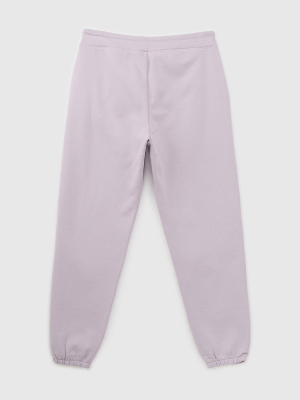 GAP Superge z logotipom GAP