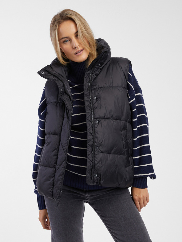 GAP Vodoodpudivá prešívaná vesta PrimaLoft® GAP