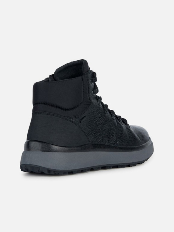 Geox Črni moški gležnjarji Geox Granito + Grip B A