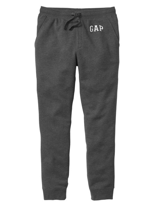 GAP Superge z logotipom GAP