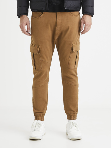 Celio Rjave moške hlače z žepi Celio Vokit