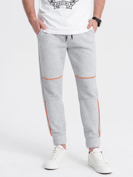 Ombre Clothing Svetlo sive moške hlače Ombre Clothing Osnovne hlače