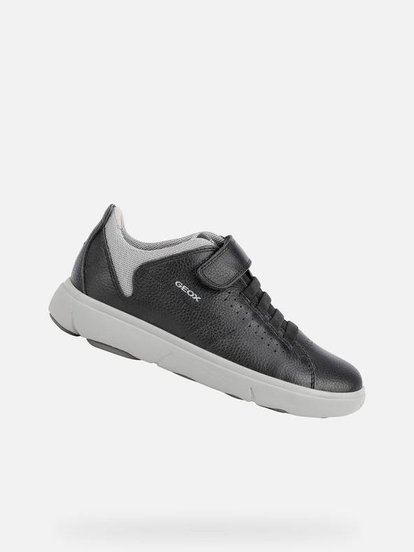 Geox Črne deške superge Geox Nebcup