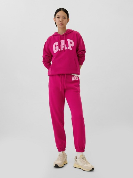 GAP Superge z logotipom GAP