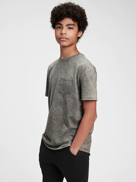 GAP Detské oversize tričko s vreckom GAP