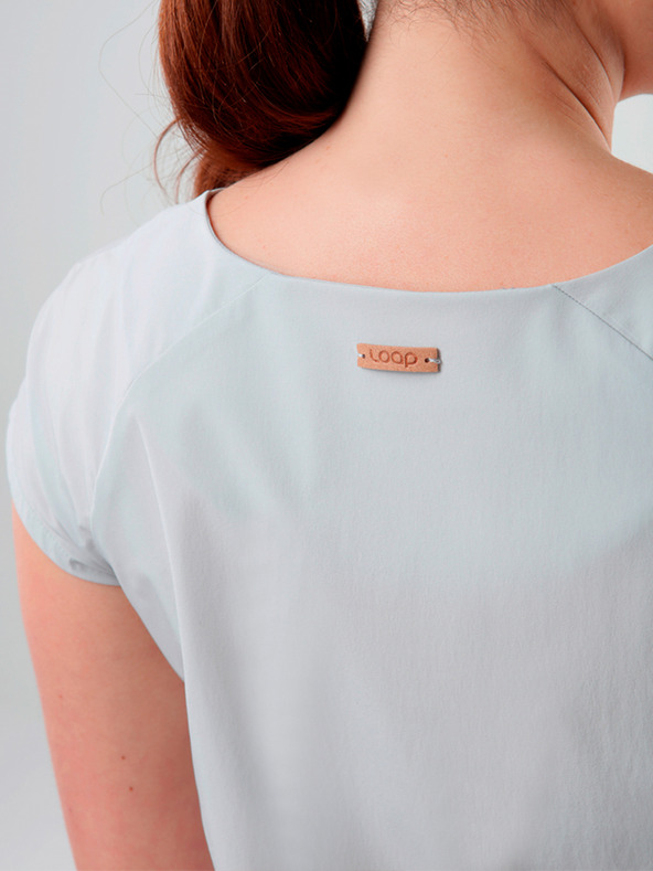 Loap Svetlo siva obleka z žepi LOAP