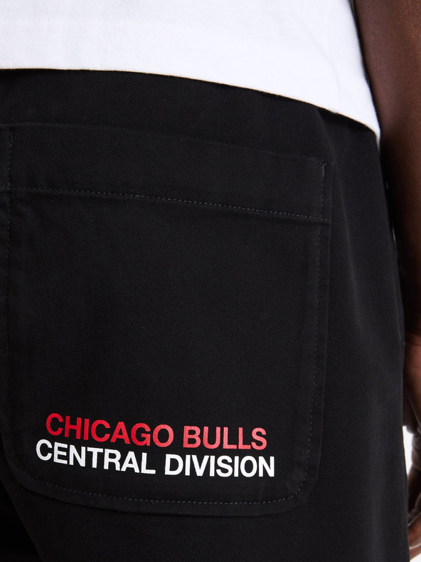 Celio Črne moške kratke hlače Celio NBA Chicago Bulls