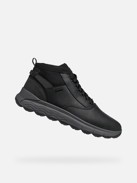 Geox Črni moški gležnjarji Geox Spherica 4X4 B ABX