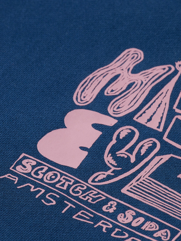 Scotch & Soda Moška majica Scotch & Soda z umetniškim motivom na levi strani prsnega koša