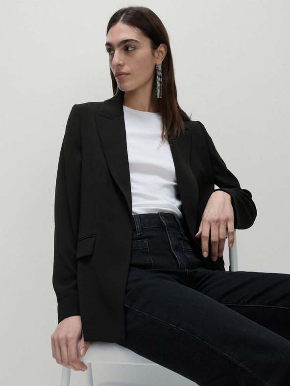 Marks & Spencer enonadstropni blazer ohlapnega kroja Marks & Spencer črna