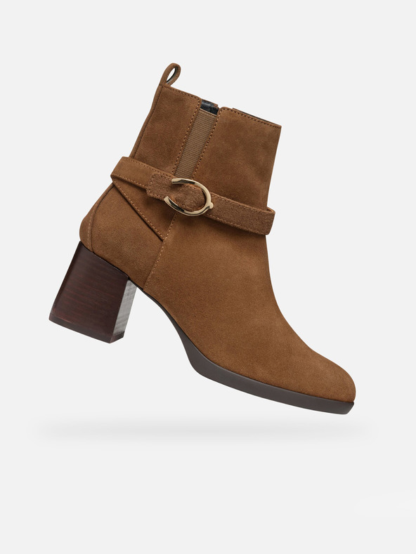 Geox Rjavi ženski gležnjarji Geox Walk Pleasure 55