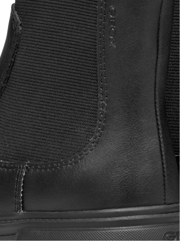 Geox Črni dekliški gležnjarji Geox Junette