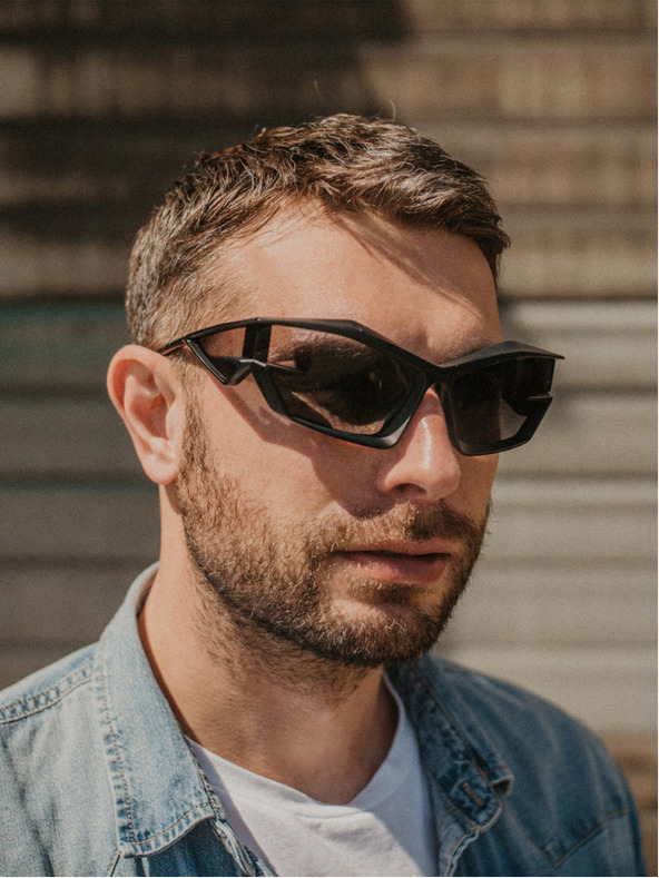 VEYREY VeyRey Unisex futuristična sončna očala Calictor črna univerzalna