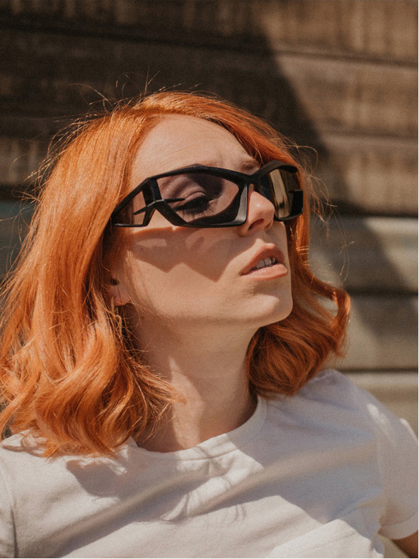 VEYREY VeyRey Unisex futuristična sončna očala Calictor črna univerzalna