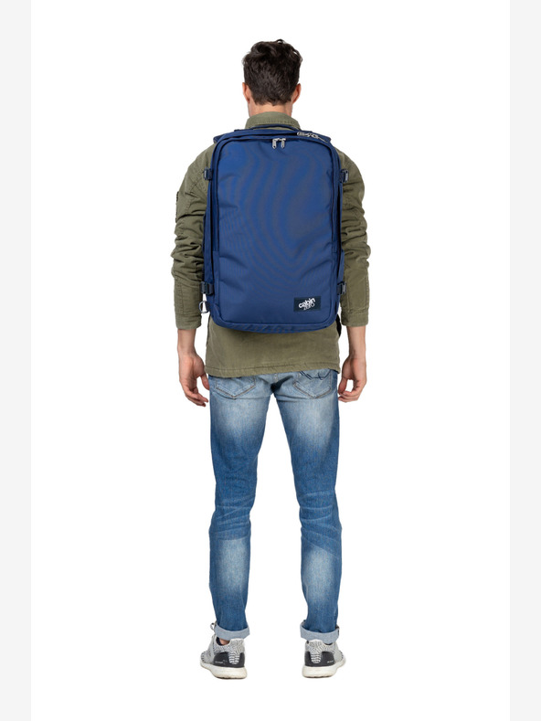 CabinZero Modri nahrbtnik CabinZero Classic Pro (42L)