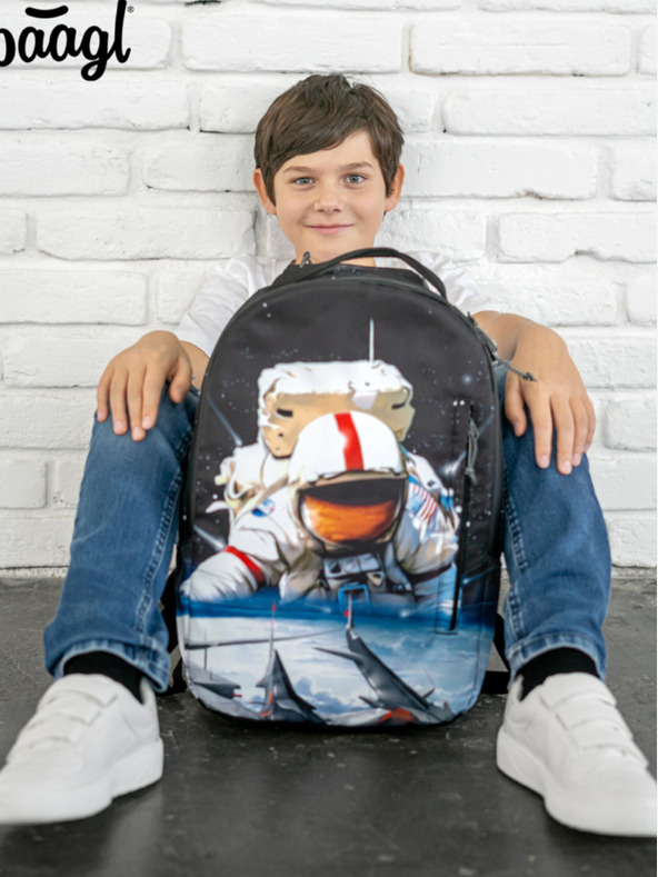 BAAGL  Črn nahrbtnik Baagl eARTh - Cosmonaut by Caer8th