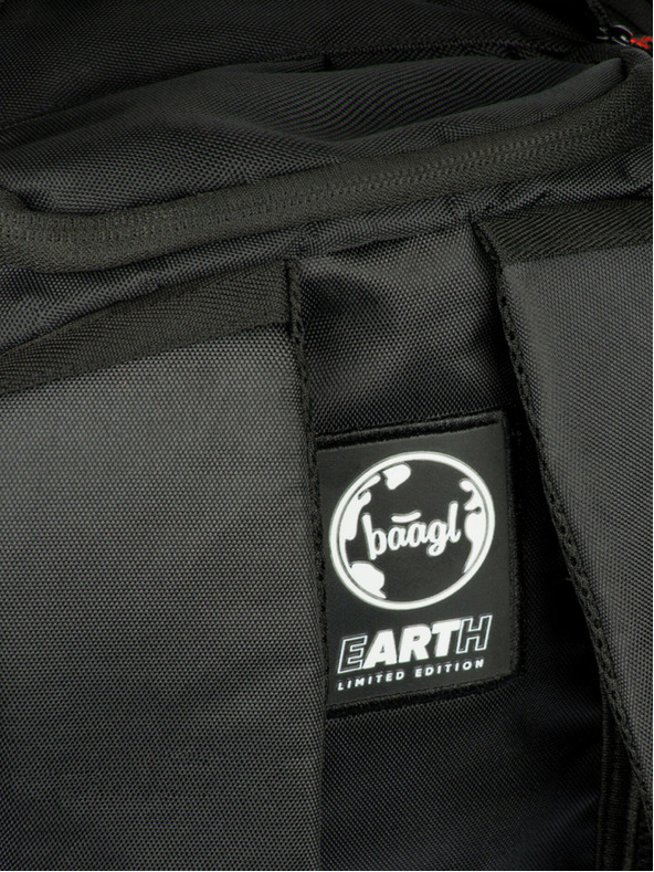 BAAGL  Črni nahrbtnik Baagl eARTh Batman Red