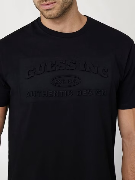 Guess Jeans Moška črna majica Guess Embossed Logo