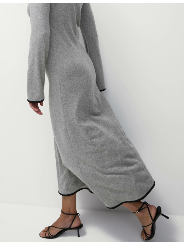 Marks & Spencer Marks & Spencer siva midi obleka iz džersija z okroglim izrezom