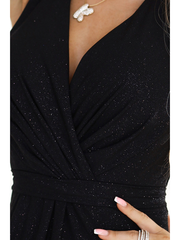 numoco Črna ženska dolga satenasta obleka z izrezom in razporkom Numoco