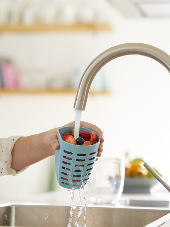 Mepal Mepal Ellipse svetlo zelena škatla za prigrizke s cedilom (600 ml)