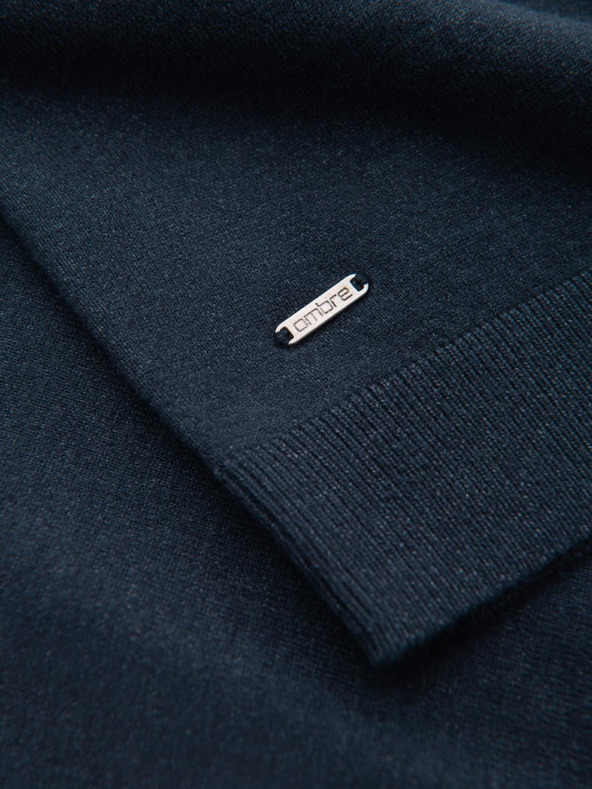 Ombre Clothing Moški pleten pol roloz z viskozo - temno modra V4 OM-SWTN-0125 Ombre Clothing