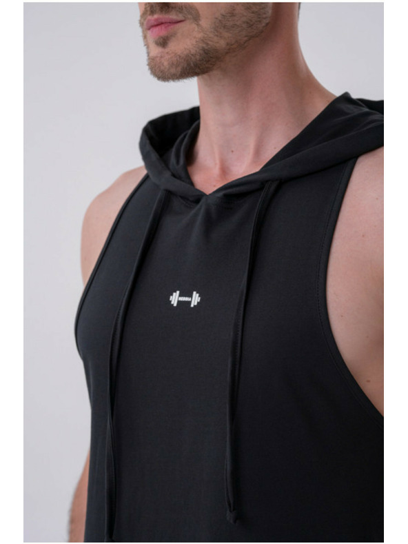 Nebbia Fitnes majica s kapuco 323 Black Nebbia