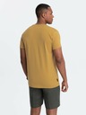 Ombre Clothing Moška klasična bombažna majica BASIC z vogalom - gorčična V8 OM-TSBS-0145 Ombre Clothing