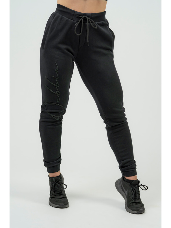 Nebbia NEBBIA Ženske hlače s podpisom INTENSE s prostim krojem 846 Nebbia