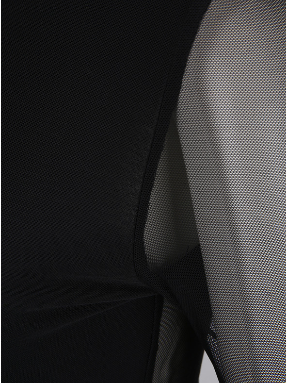 ONLY Črna majica s stoječim ovratnikom in prosojnim hrbtom SAMO Erica