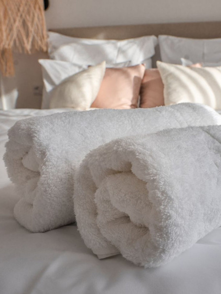 Kvalitex Frotirna brisača 50x100cm hotelska bela 450g/m2