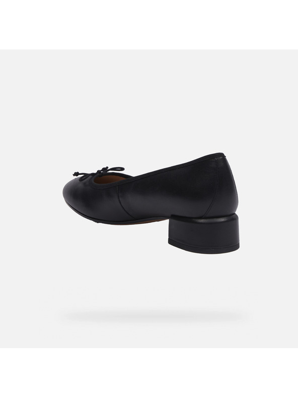 Geox Črne ženske salonarji Geox Floretia