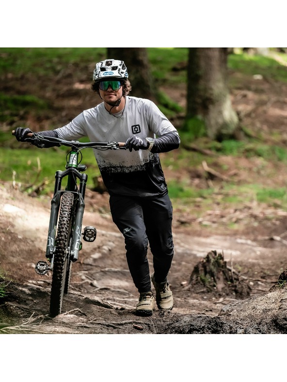 Horsefeathers Kolesarske hlače Stoker - črne HORSEFEATHERS