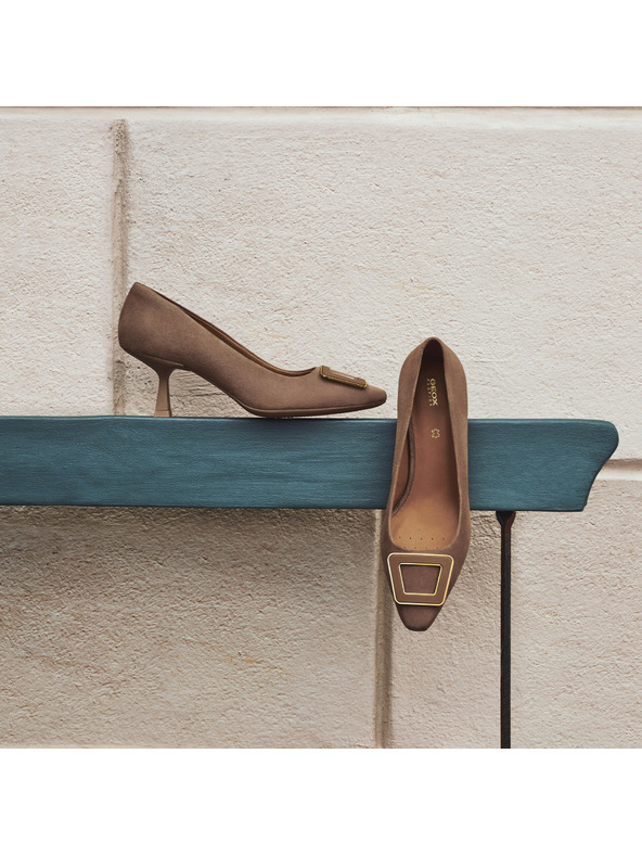 Geox Sive ženske salonarji Geox Giselda