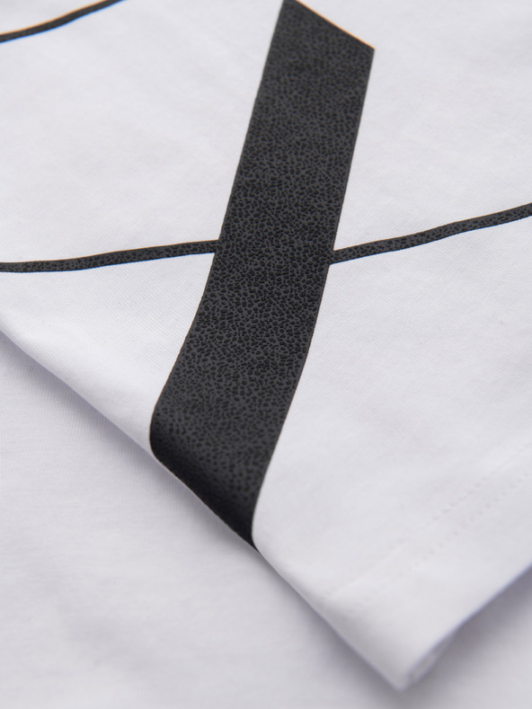 Ombre Clothing Moška majica iz bombažnega džerzeja z velikim napisom na strani Ombre Clothing