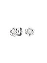 Rosefield Rosefield uhani v srebrni barvi Daisy Flower Studs JEDFS-J671