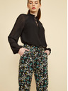 ZOOT.lab Črne ženske cvetlične hlače ZOOT.lab Rosalyn