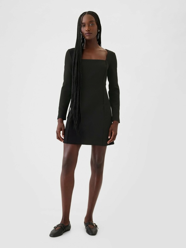 GAP Raztegljiva mini obleka GAP