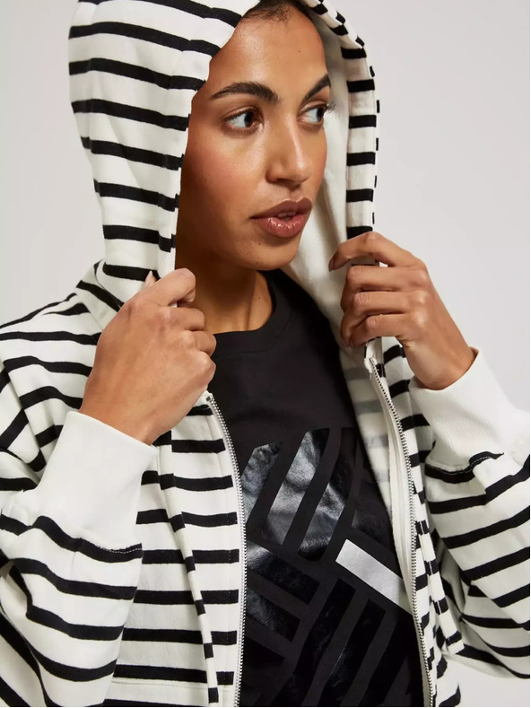 Moodo Črno-bela prožasta jopica s kapuco na zadrgo Moodo