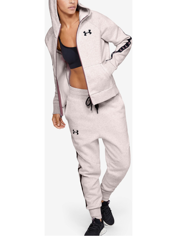 Under Armour Wordmark Pulover